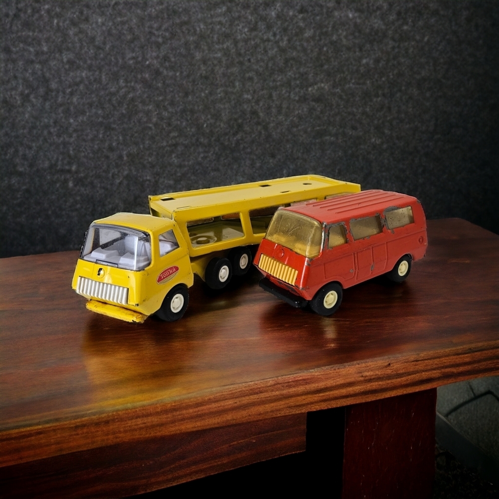Vintage Tonka car hauler  and van